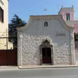 ...e la chiesetta rurale di Sant�Anna